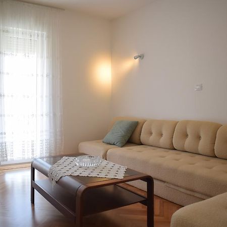 Apartment Mary Porat  Esterno foto
